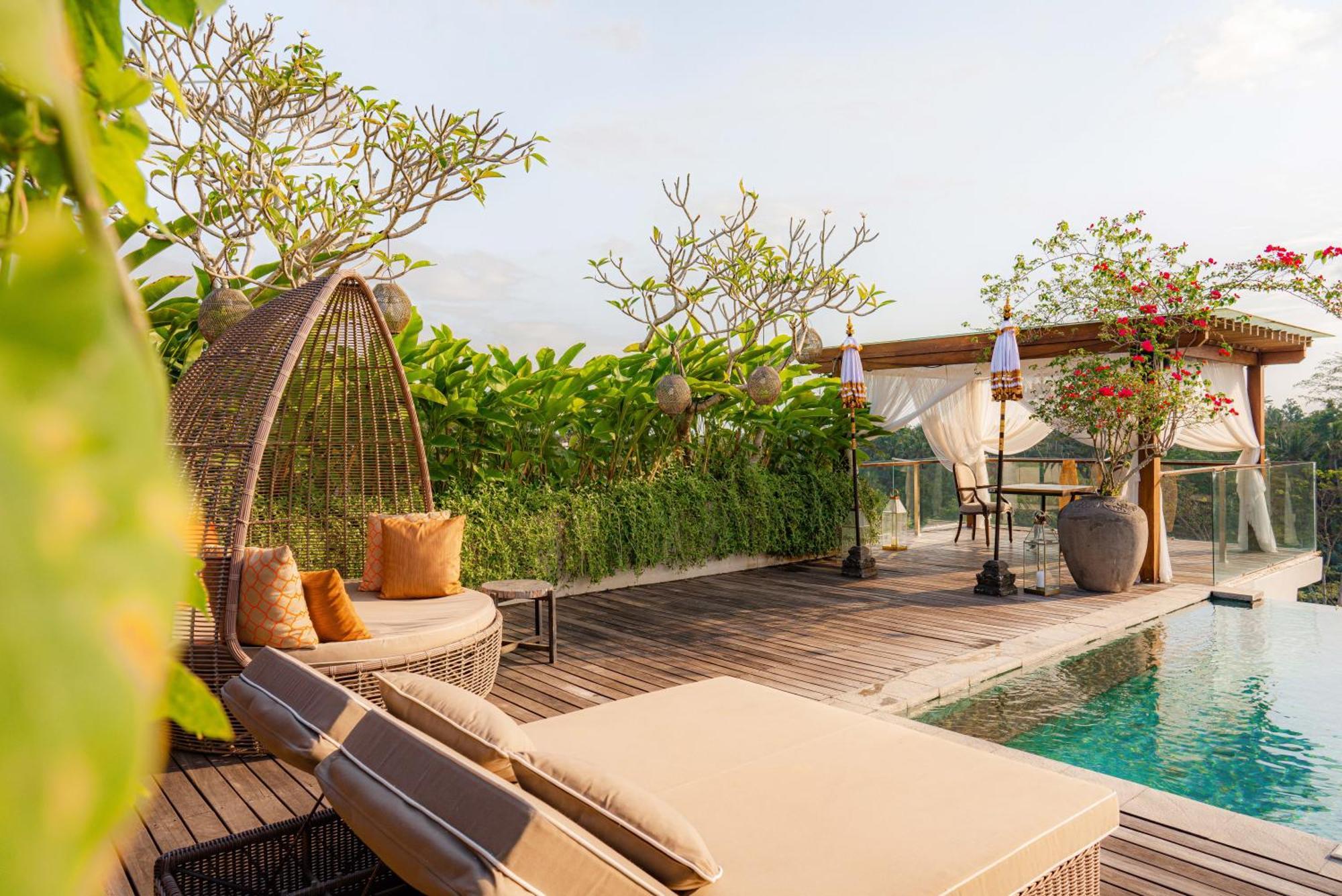 אובוד Goya Boutique Resort מראה חיצוני תמונה The rooftop pool at the hotel
