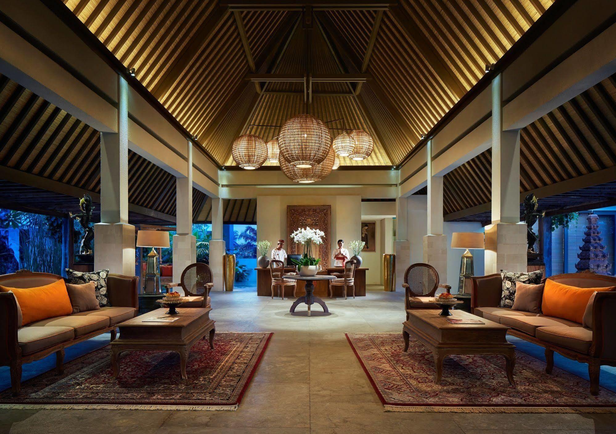 אובוד Goya Boutique Resort מראה חיצוני תמונה The lobby of the Four Seasons Resort